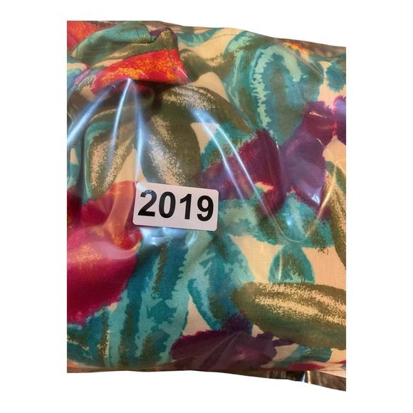 Cristin Stevens Women’s Vintage Multicolor Floral Top and Shorts Set Size M - Picture 15 of 15